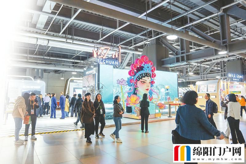 進博會期間首發(fā)首秀十余項體驗式消費新產品、新技術 從四川館看消費市場新趨勢